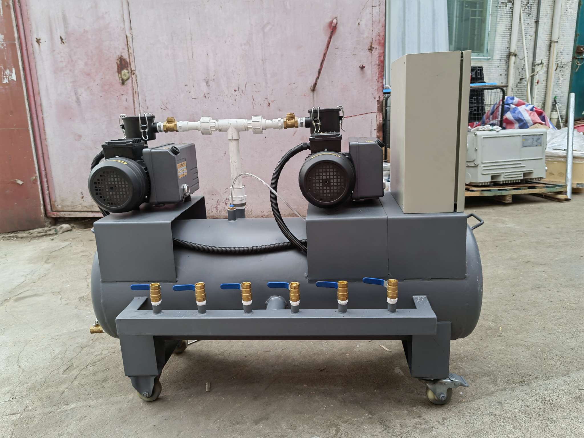 V020雙泵真空機(jī)組